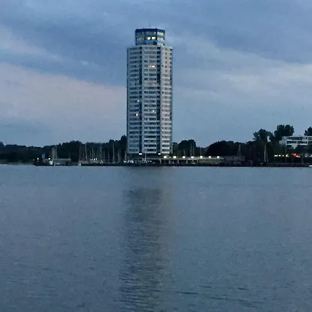 Ferienwohnung-seemoewe Apartment Schleswig